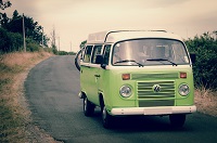 green-and-white-volkswagen-combi-594384 green-and-white-volkswagen-combi-594384
