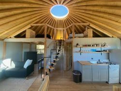 Yurt 1 250 Yurt 1 250