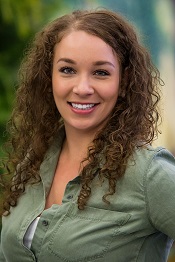 Kristi Newton Headshot web Kristi Newton Headshot web