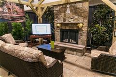 2017Fall_DT_Raleigh-Home-Show_Booths-9 Luxury Living Scapes Booth