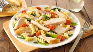 Alfredo Chicken and Vegetable Fusilli