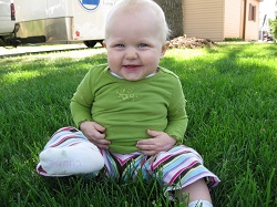 resized kate in grass 4 resized kate in grass 4