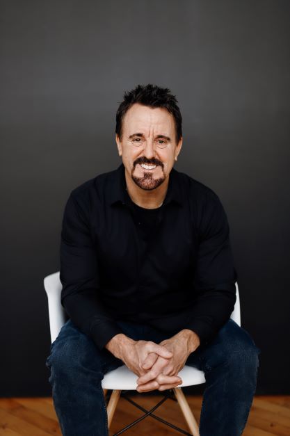 Chris Carr Headshot