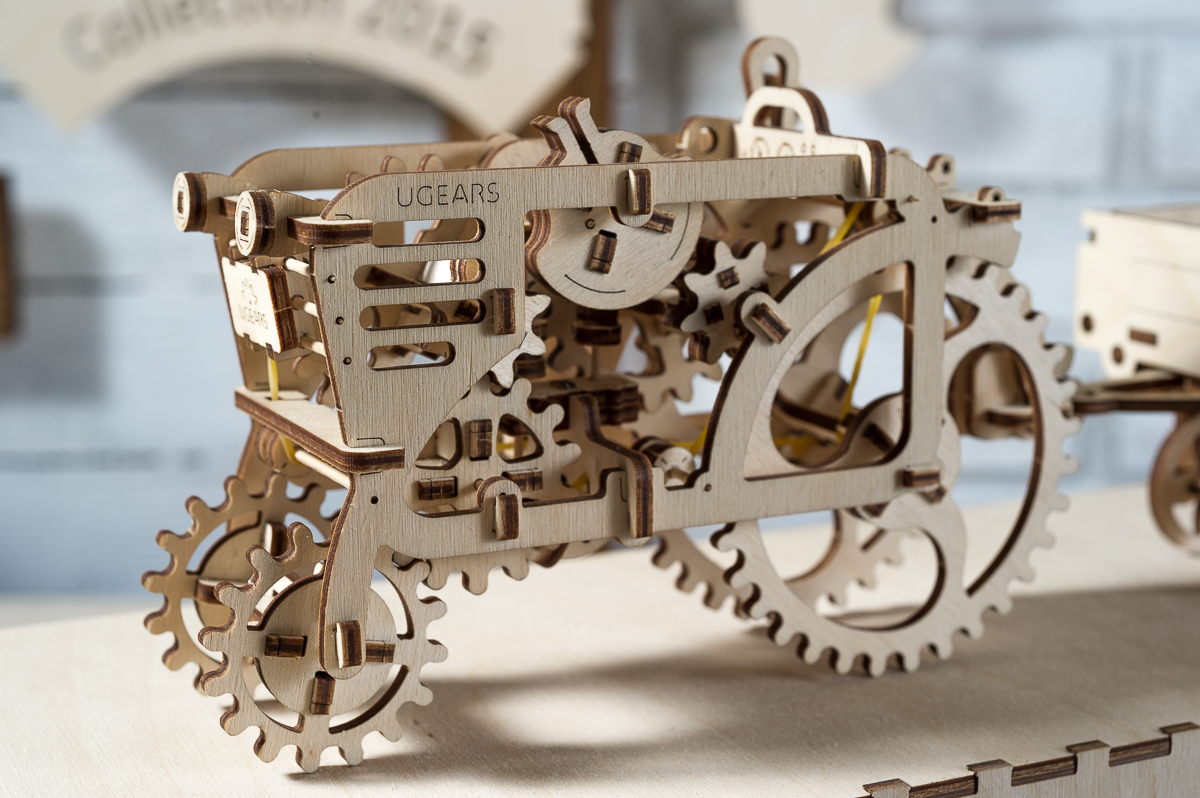 Ugears Tractor 07.jpg