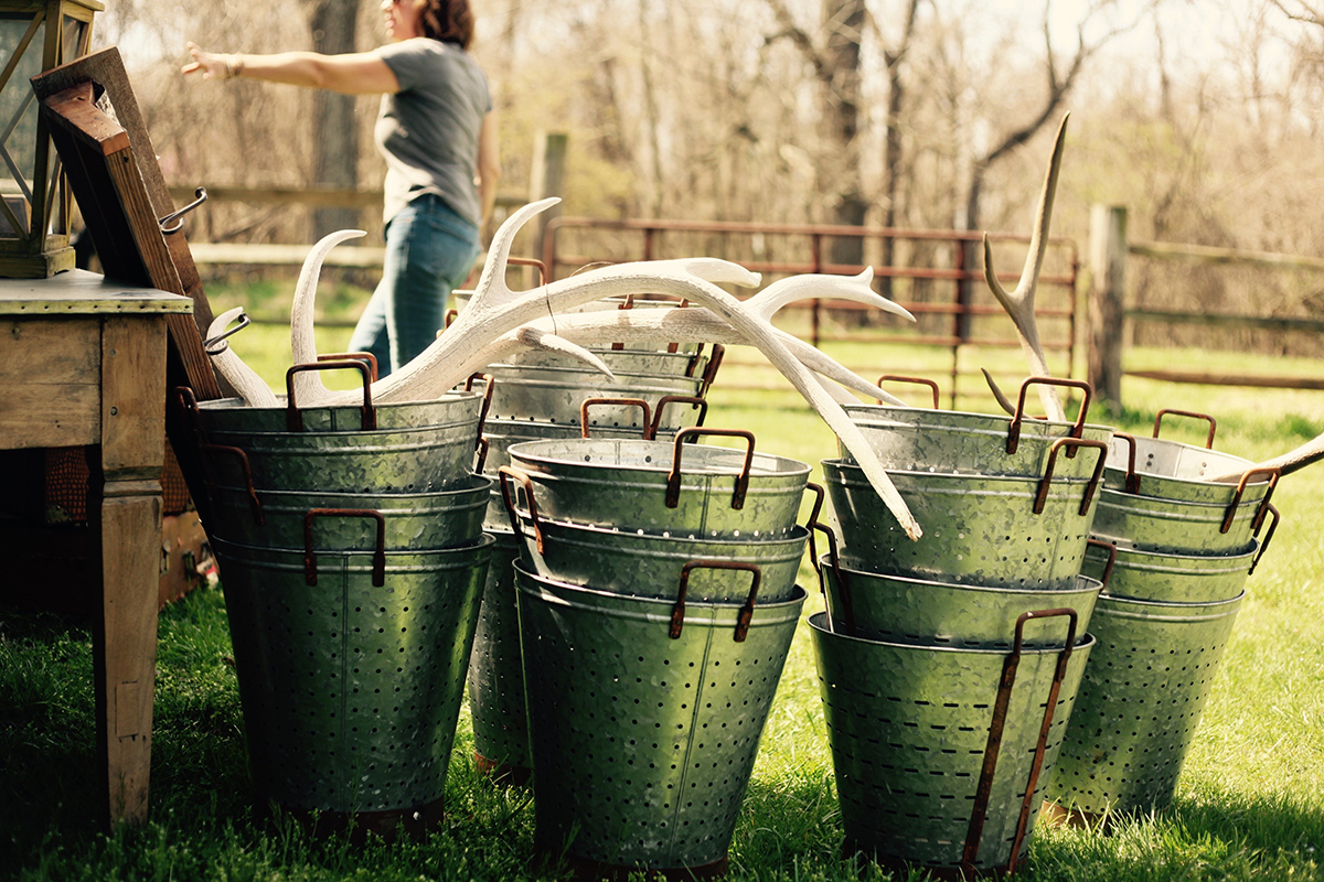_pails _pails