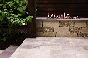 outdoor fireplace_ctvml